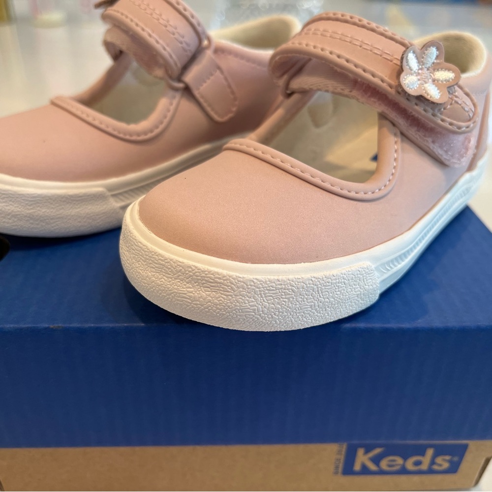 🦋🦋NWT🦋🦋 Toddler girls pink Mary Jane Keds